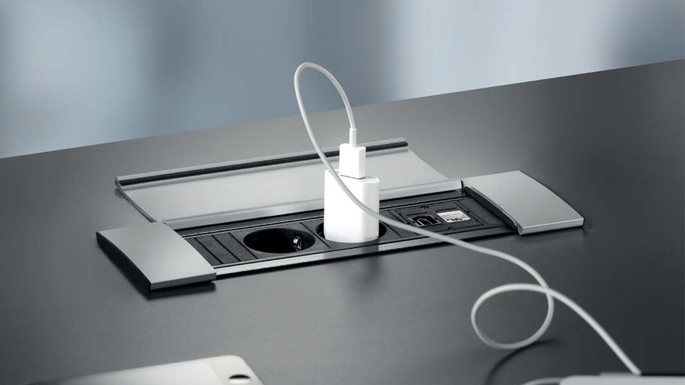 Bachmann Tisch- und Möbel Einbaulösungen